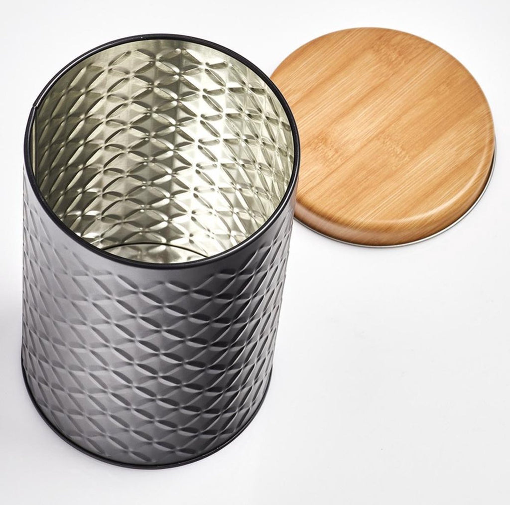  2x Bewaar/voorraad Blikken Zwart 10,5 X 18 Cm 2 Liter - Zeller - Keukenbenodigdheden - Keukenaccessoires/decoratie - Vers Houden - Voorraad/bewaar/opslagblikken - Koek/snoeptrommels