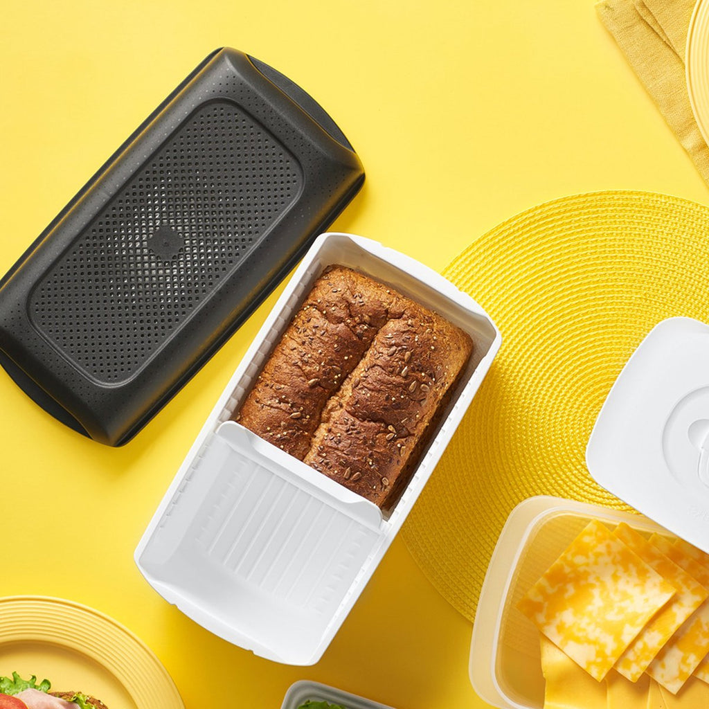  Tupperware BreadSmart Junior - Vershouddoos - Brood Langer Vers Houden - 32 X 17,5 X 15cm