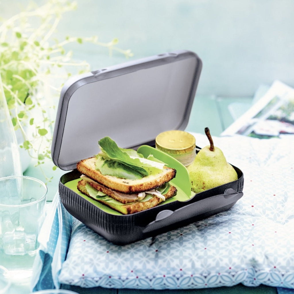  Tupperware Snackpack Zwart