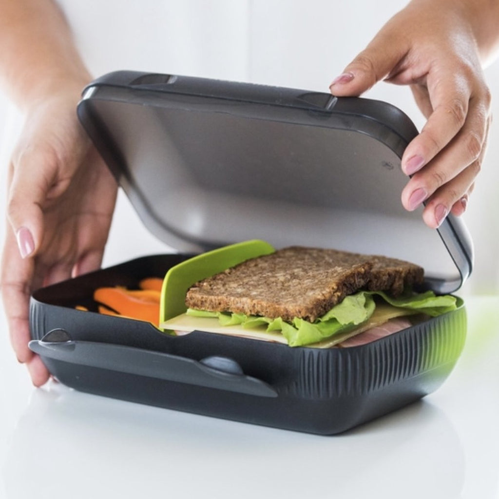  Tupperware Snackpack Zwart