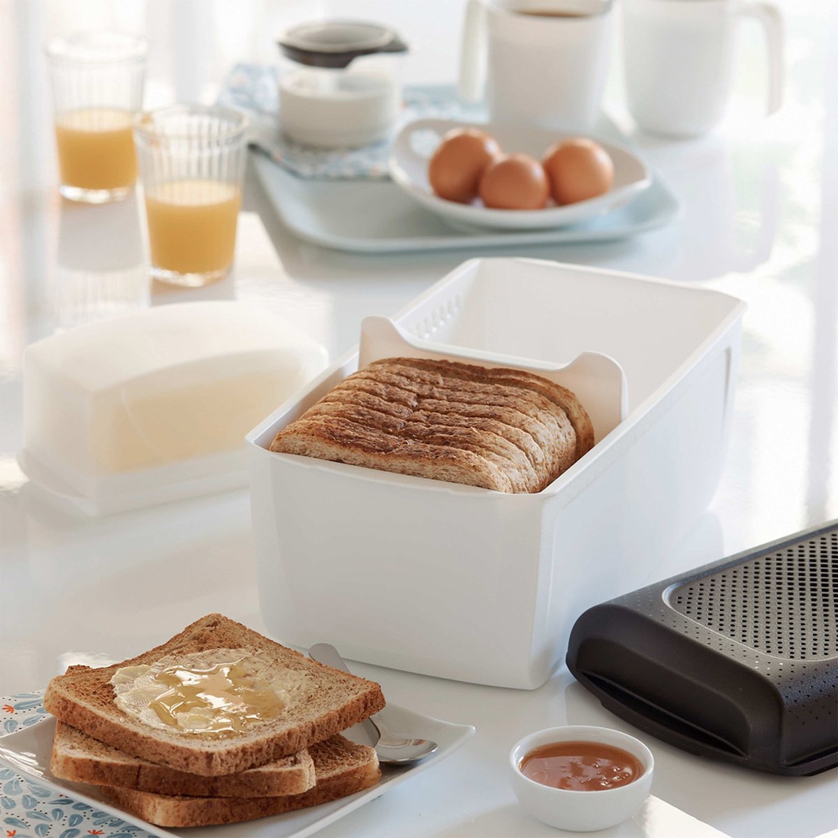  Tupperware BreadSmart Junior - Vershouddoos - Brood Langer Vers Houden - 32 X 17,5 X 15cm