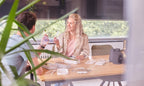  Homra Lunchbox STAQS Grey - Bento Box - 2 Laags Broodtrommel - 3 Compartimenten - Grijs - Lunch To Go - Duurzaam Kunststof - BPA Vrij - 3 Vaks Lunchtrommel Voor Volwassenen - Inclusief Bestek - Magnetron, Diepvries, Vaatwasser Bestendig - Vers Houden