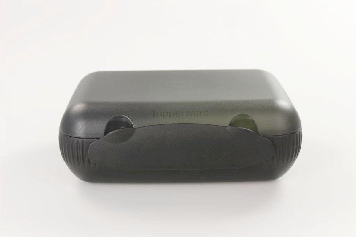  Tupperware Snackpack Zwart
