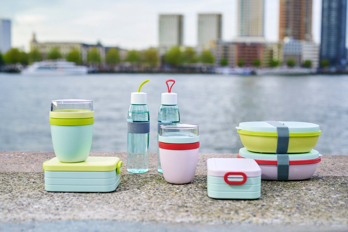  Mepal – Lunchbox Ellipse Duo – Lunchbox Voor Volwassenen En Saladebox To Go– Strawberry Vibe – Magnetronbestendig - Limited Edition