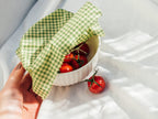  Bijenwas Wraps - Beeswax Food Wrap - Beewax - Bee Wrap - Bijenwasdoek - Zero Waste - 3 Stuks; Klein, Middel, Groot - Herbruikbaar - Duurzaam Cadeau - Boterhamzakje - Bijenwas Doek - Beeswax Wraps - Herbruikbaar Boterhamzakje - Bijenwas Vellen