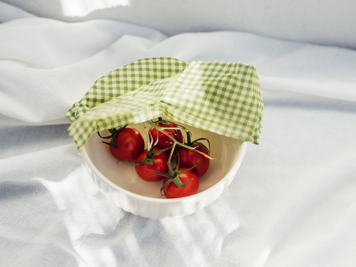  Bijenwas Wraps - Beeswax Food Wrap - Beewax - Bee Wrap - Bijenwasdoek - Zero Waste - 3 Stuks; Klein, Middel, Groot - Herbruikbaar - Duurzaam Cadeau - Boterhamzakje - Bijenwas Doek - Beeswax Wraps - Herbruikbaar Boterhamzakje - Bijenwas Vellen